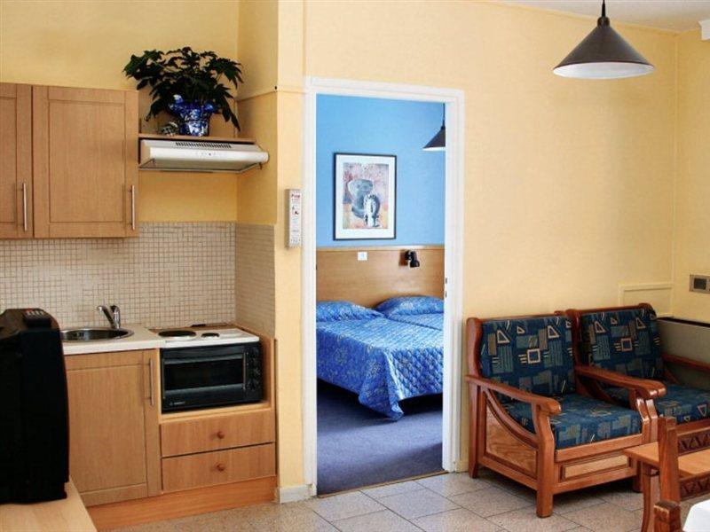 Hotel apartamentowy Daphne (adults Only) Pafos