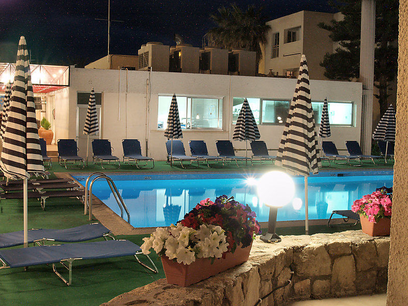 Hotel apartamentowy Daphne (adults Only) Pafos