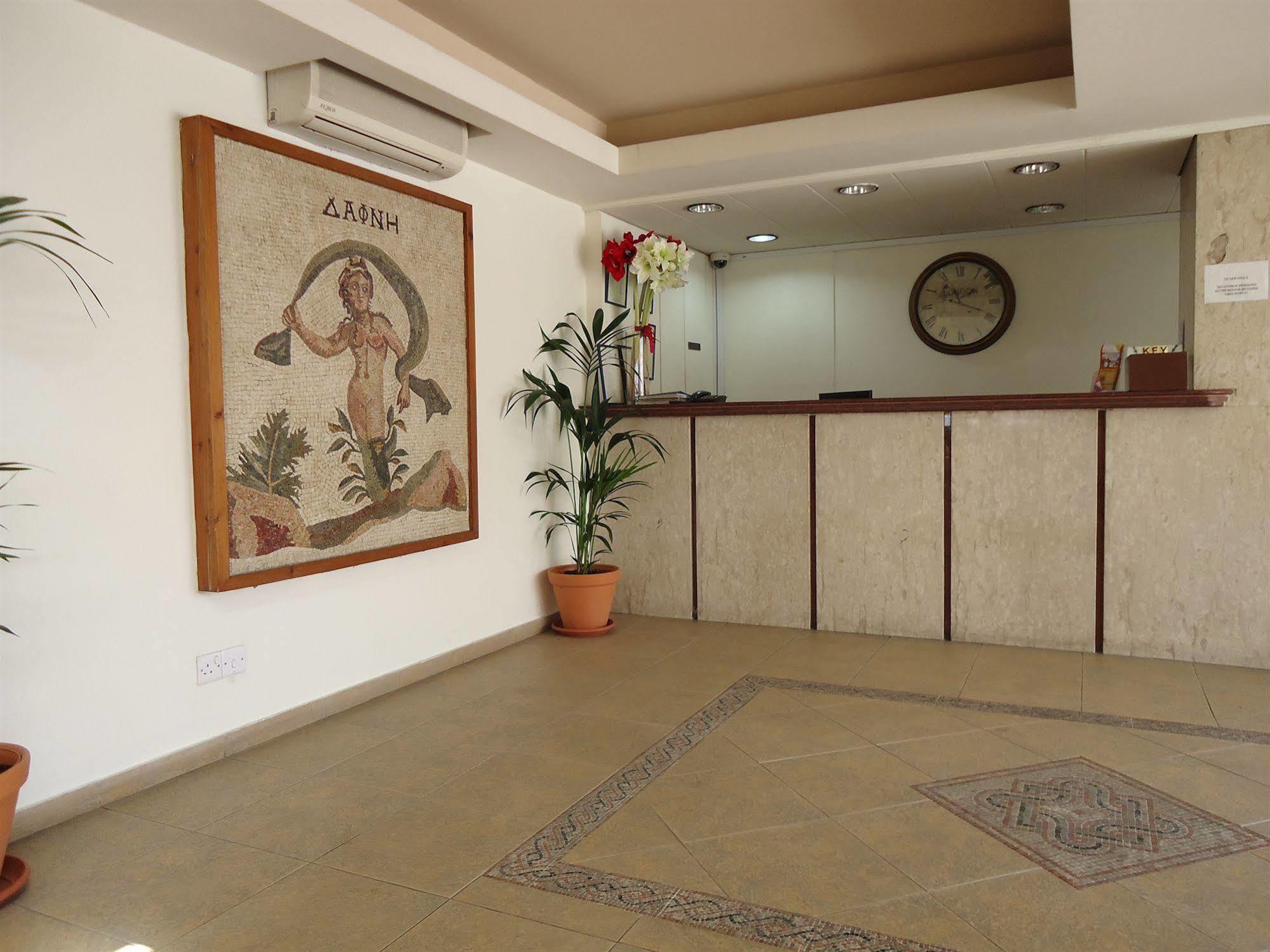 Daphne (adults Only) Hotel apartamentowy 3*